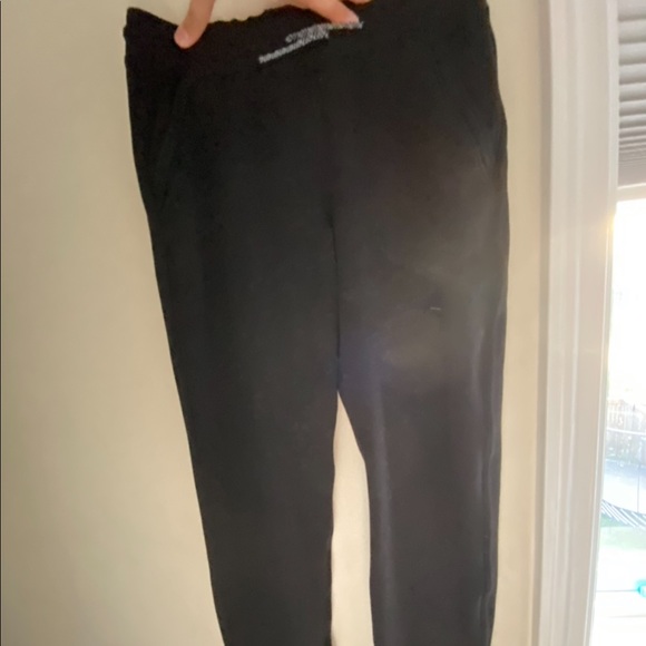 ivivva tapered sweatpants - Picture 1 of 3